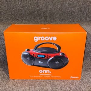 ❤️🖤❤️NWT ONN Groove Portable CD Bluetooth Boombox
